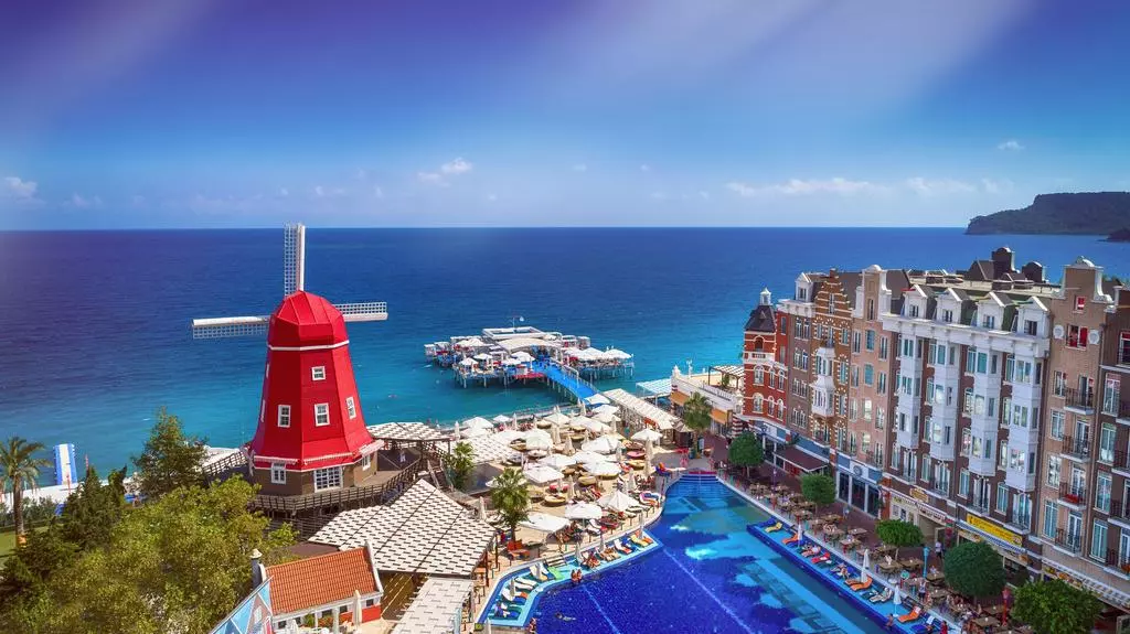 هتل اورنج کانتی کمر