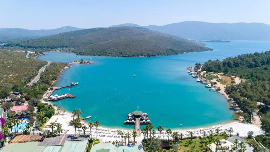 کریستال گرین بی ریزورت