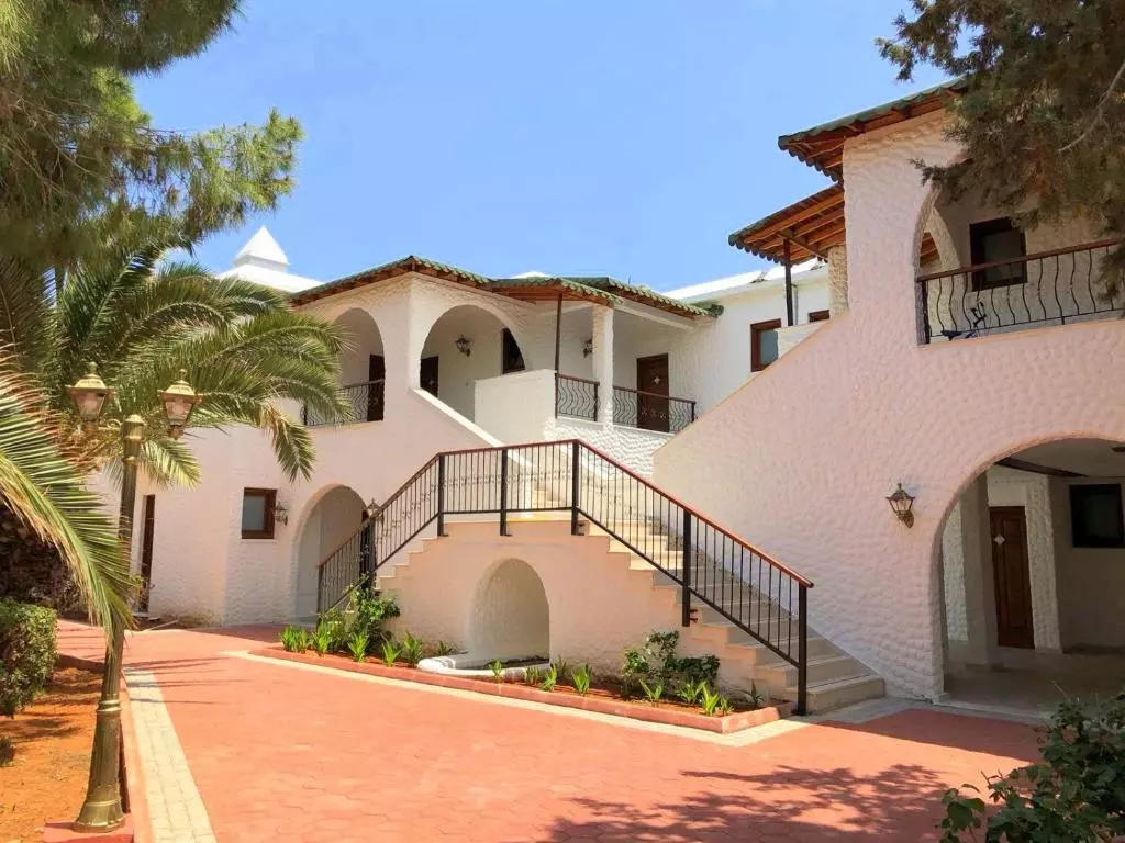 مریت قبرس گاردنز