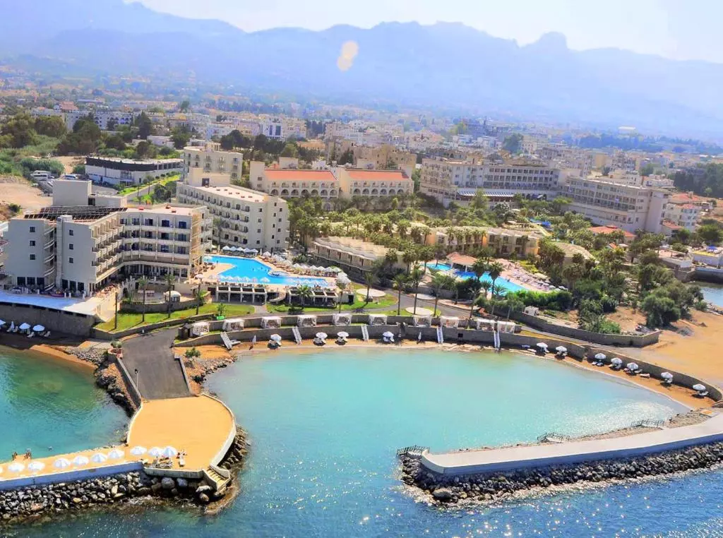 اسکار ریزورت هتل