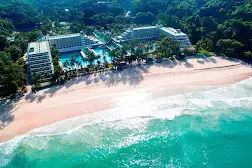 لمردین بیچ ریزورت