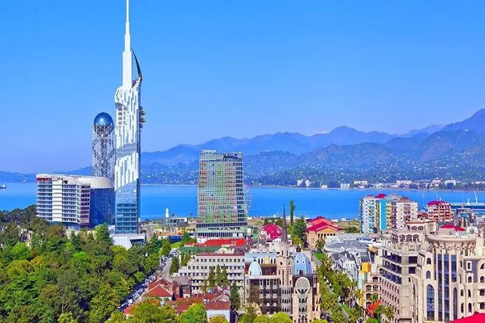 جاذبه های باتومی